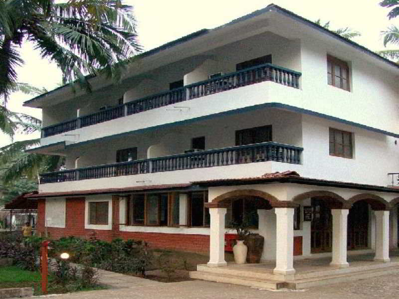 Palm Resort 卡兰古特 外观 照片